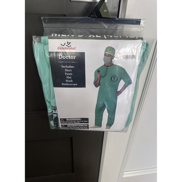 Doctor Halloween Costume for Adults, Mens Size xL, by Way to Celebrate - Picture 3 of 5